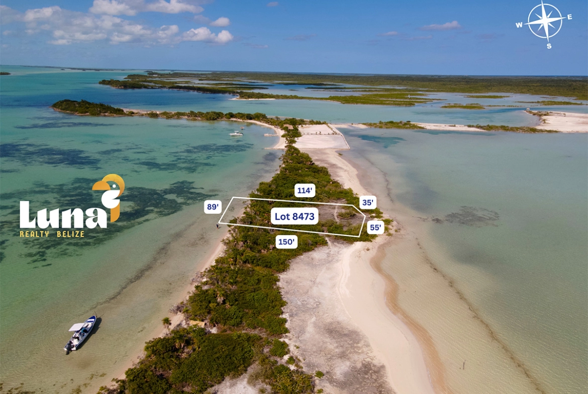 Prime Lot 3-Minutes North of Secret Beach with 2 Beaches! – Parcel 8473