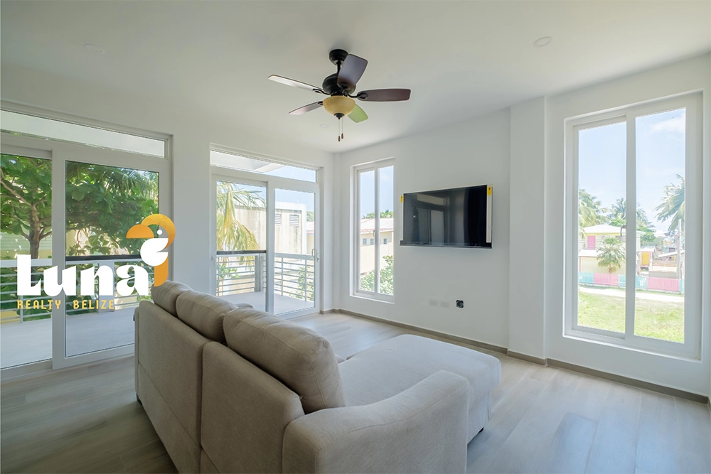 Ruby Villas - 2BR living room and balcony
