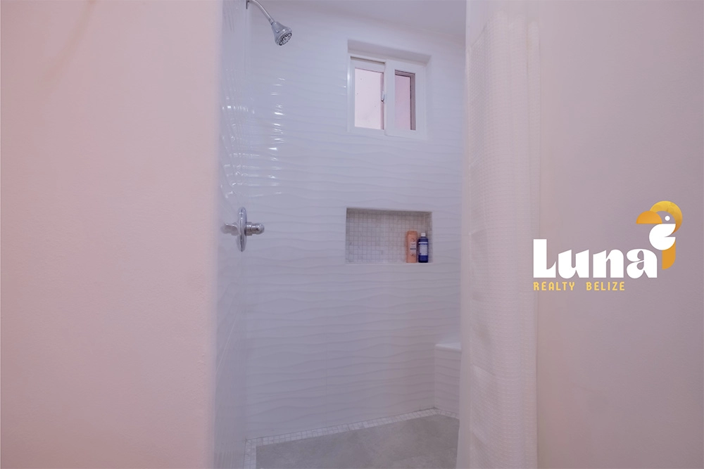 Ruby villas - 1BR bathroom shower