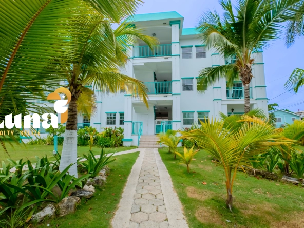 grand baymen a building